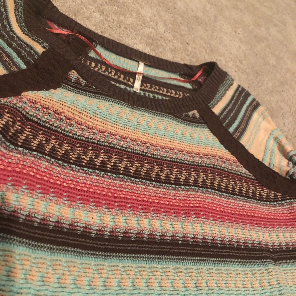 Free People Crop Sweater - Picture 2 of 3